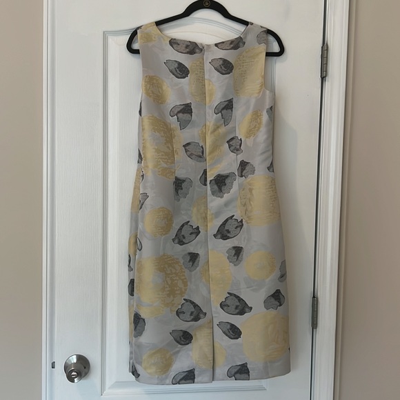 NBW—Excellent Condition - Picture 2 of 4